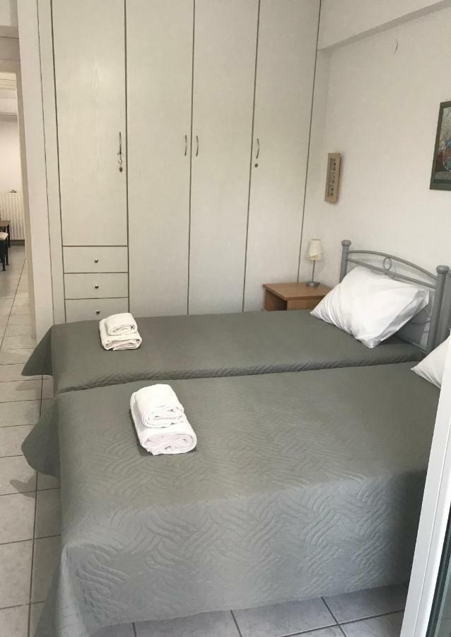 Spacious With Large Balcony Iraklio